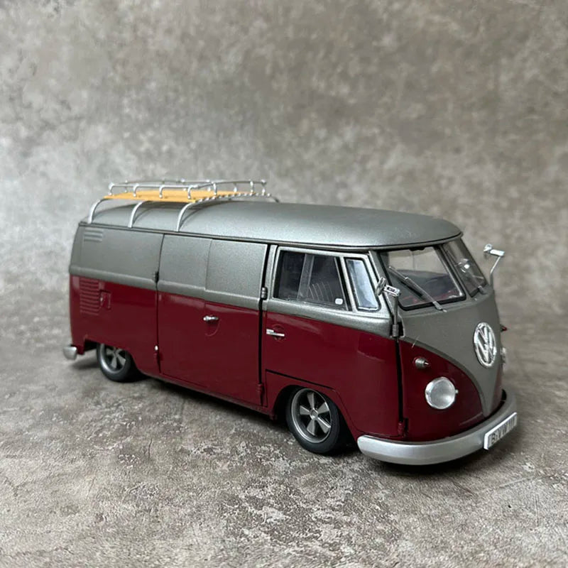 Volkswagen VW T1b Lowrider Mini Bus Alloy Car Model Die Cast 1/18 Scale