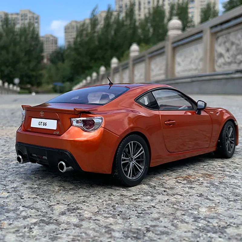 TOYOTA GT86 Alloy Sports Car Model Die Cast 1/18 Scale