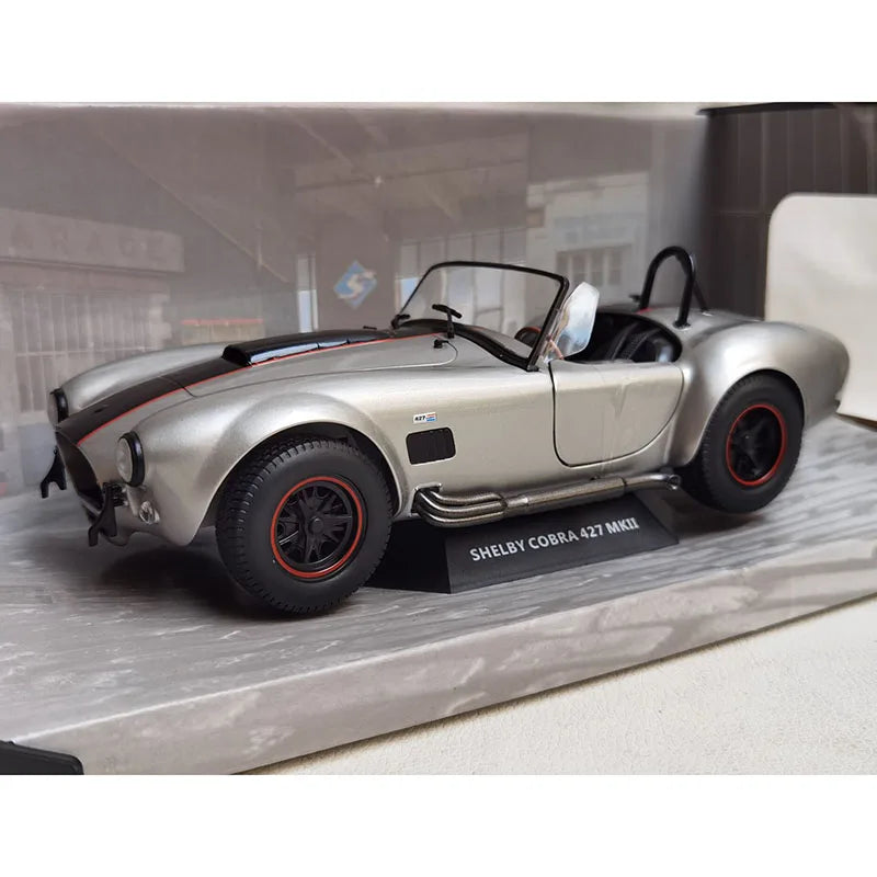 SHELBY COBRA 427 MKII 1965 Alloy Car Model SOLIDO 1/18 Scale