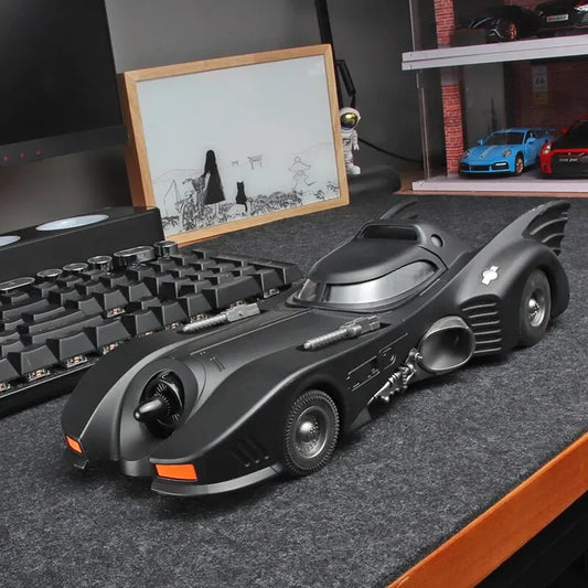 1:18 1989 Batmobile Die-cast Car with Batman Figure