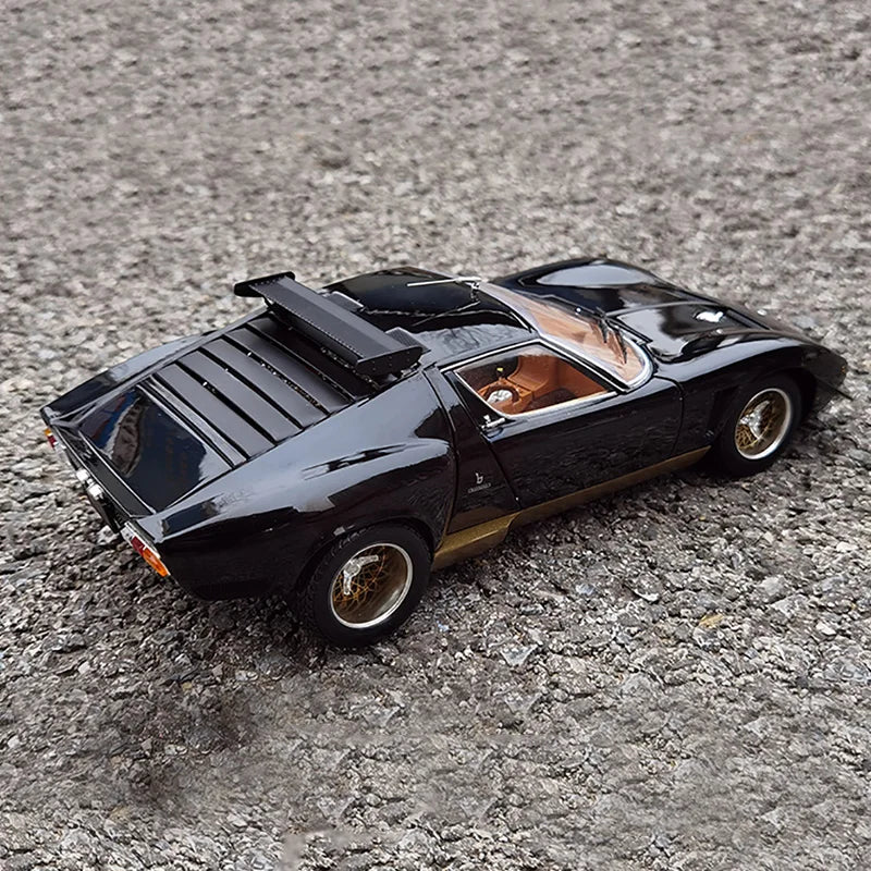 Lamborghini Miura SVR Sports Car KYOSHO Die Cast 1/18 Scale