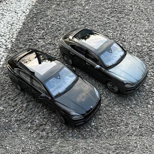 NOREV Die Cast 1/18 Scale Porsche Cayenne Turbo Coupe - Aautomotive